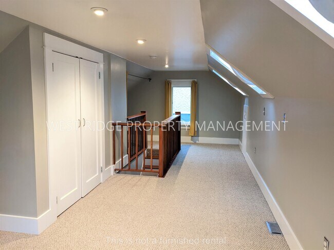 Building Photo - 75 NE Buffalo St