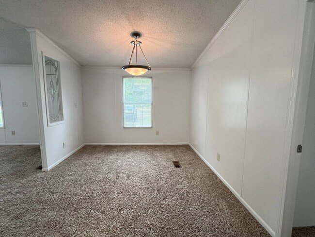 Building Photo - AVAILABLE NOW | PETS ALLOWED OUTDOORS ONLY...