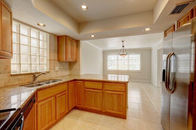 Building Photo - 4356 Hazel Ave