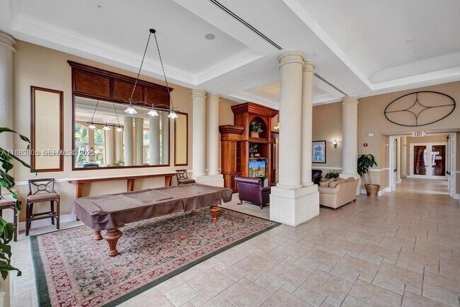 Building Photo - 17150 N Bay Rd