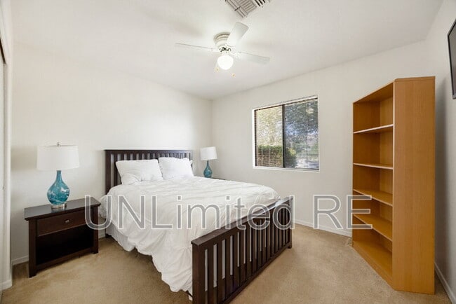 Building Photo - 4835 Gemstone Dr