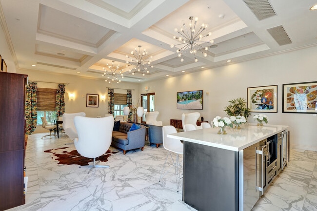 Building Photo - 600 S Dixie Hwy