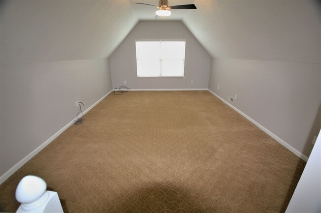 Building Photo - 3 Bedroom - Dublin