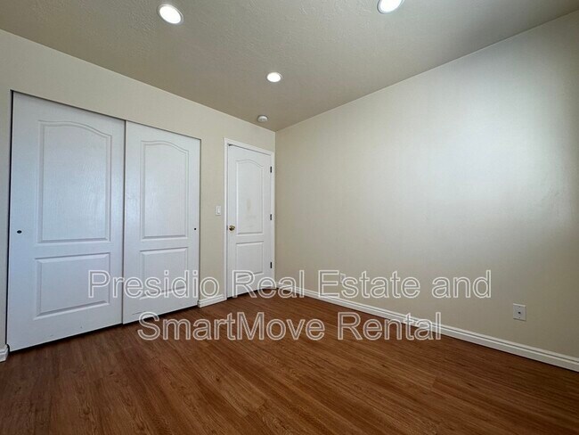 Building Photo - 5325 Scenic Ridge Cir