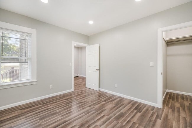 Building Photo - 42 Haab Ave