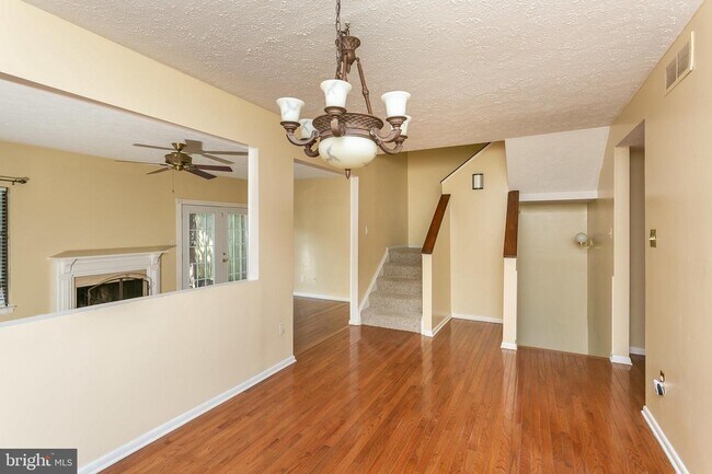 Building Photo - 4418 Roland Springs Dr