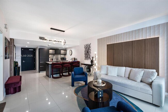 Building Photo - 200 Biscayne Blvd Way