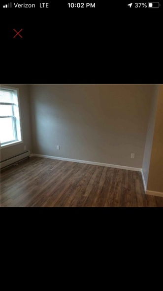 Building Photo - 1058 S Plymouth Ave