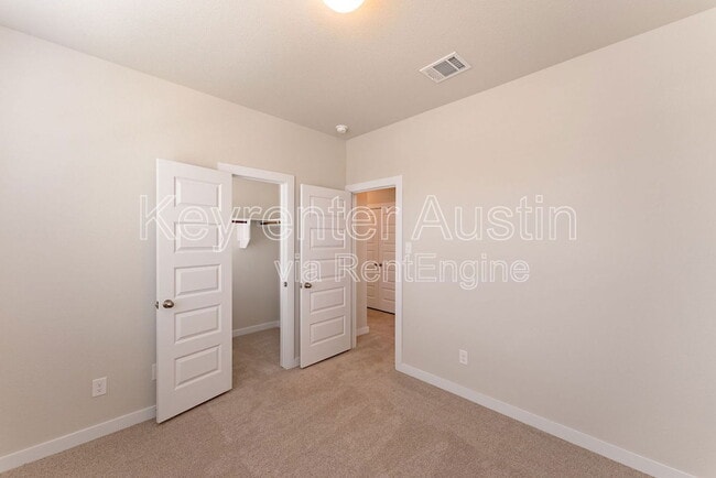 Building Photo - 354 Hortus Dr