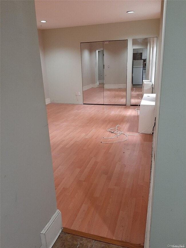 Building Photo - 1 Hillside Ave