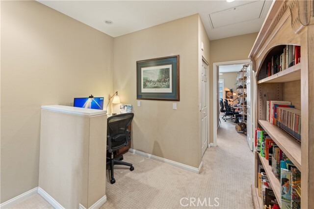 Building Photo - 122 Coral Rose