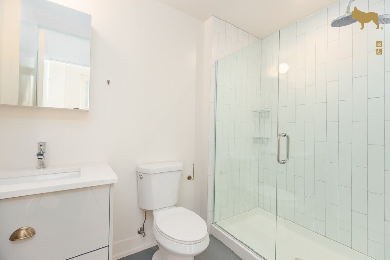 Building Photo - 87 E Adams St