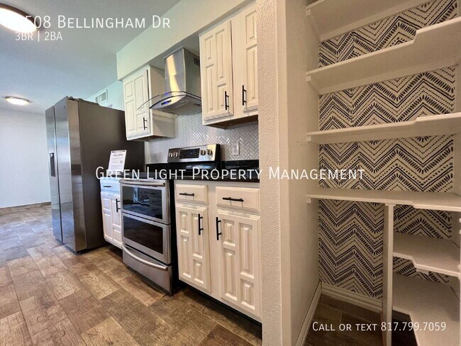 Building Photo - 8508 Bellingham Dr