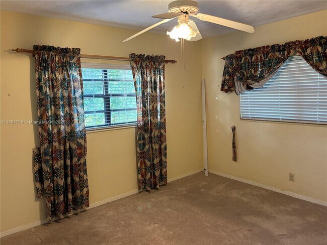 Building Photo - 5951 SW 84th St