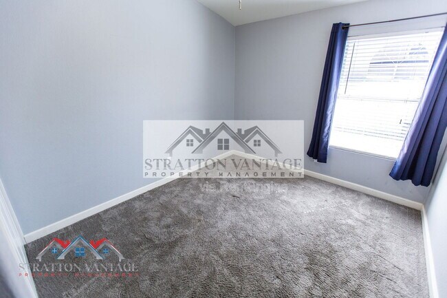 Building Photo - 19025 N 36th Way