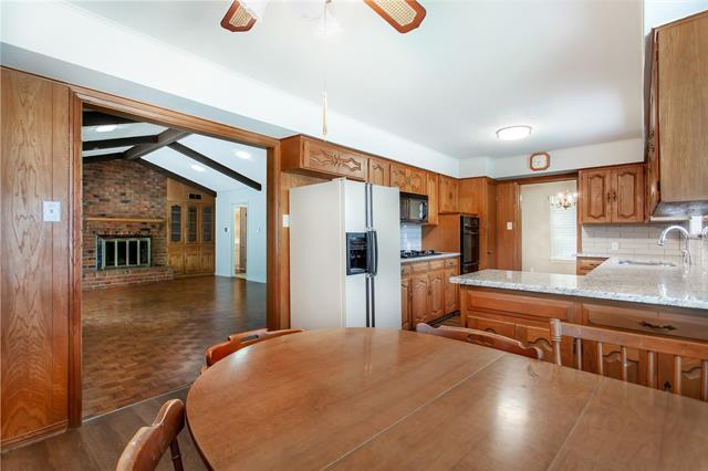 Building Photo - 6105 E University Blvd