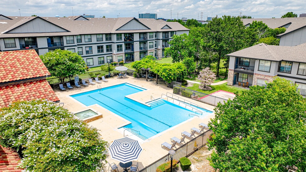 Exterior - The Life at Brighton Estates