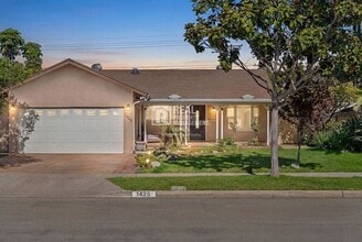 Building Photo - 1425 W Woodcrest Ave