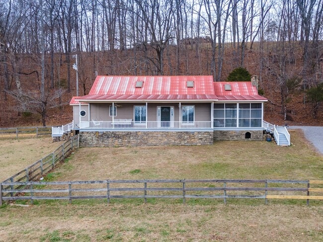 Building Photo - 2600 Charlie Thomas Rd