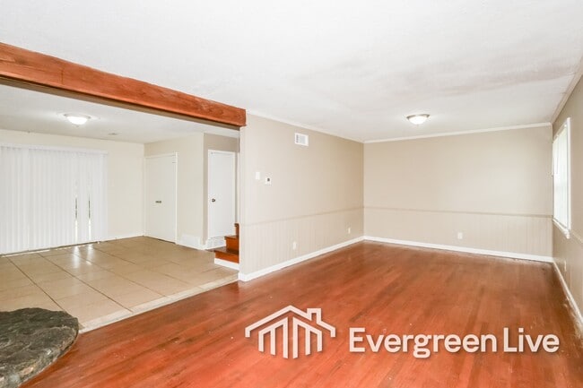 Building Photo - 8883 Whitworth St