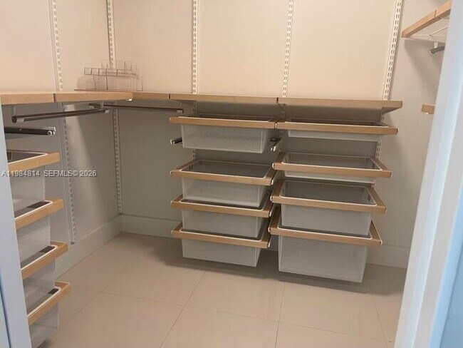 Building Photo - 11113 Biscayne Blvd