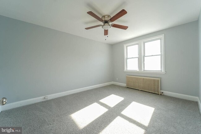 Building Photo - 809 Braeside Rd