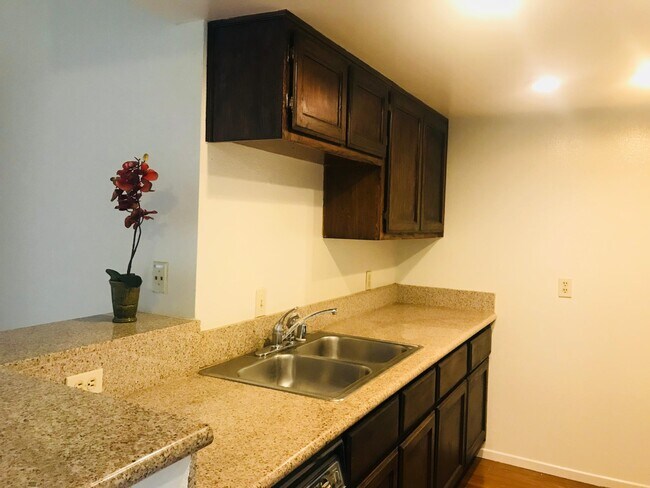 Building Photo - 14400 Dickens St