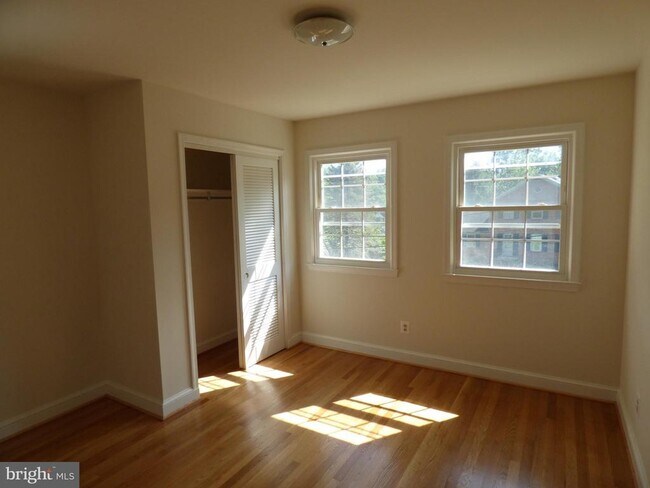Building Photo - 7815 Fulbright Ct
