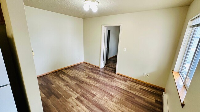 Building Photo - Williams Ave Apartments