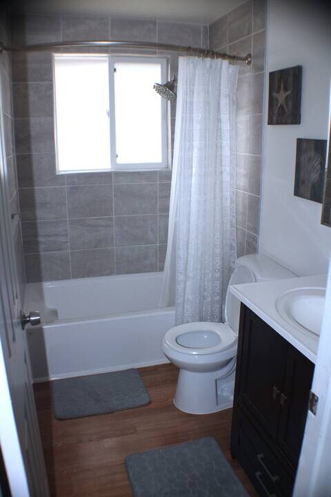 Building Photo - 2530 Hard Rock Dr