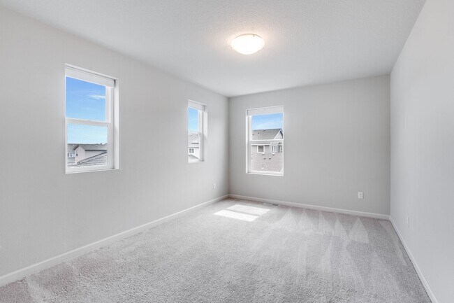Building Photo - Beautiful 4 Bed, 3 Bath Rental Home in Nor...