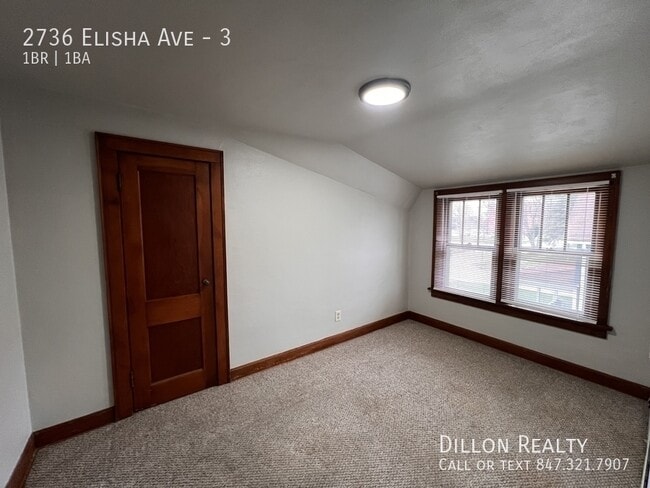 Building Photo - 2736 Elisha Ave