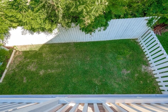 Building Photo - 108 Bay Oaks Dr