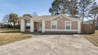 Building Photo - 1712 Vecuna Cir