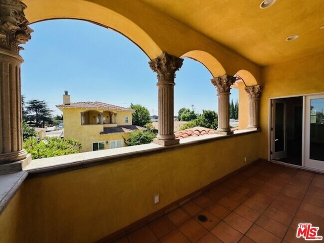 Building Photo - 7347 Dinwiddie St