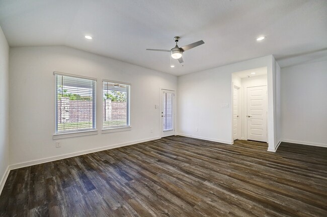 Building Photo - 6802 Telford Holw Trl