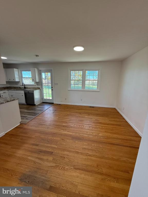 Building Photo - 8787 Hickory Hill