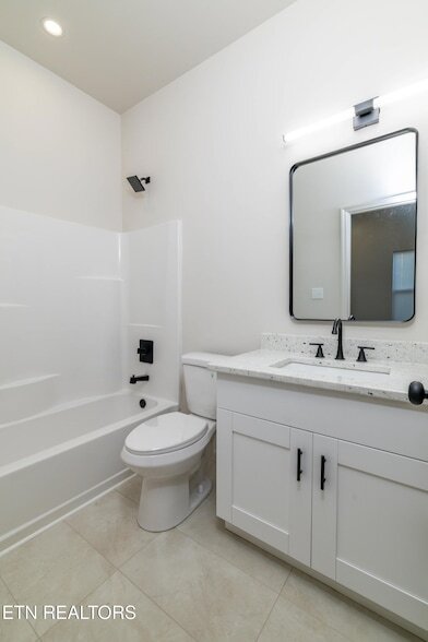 Building Photo - 1422 Beaumont Ave