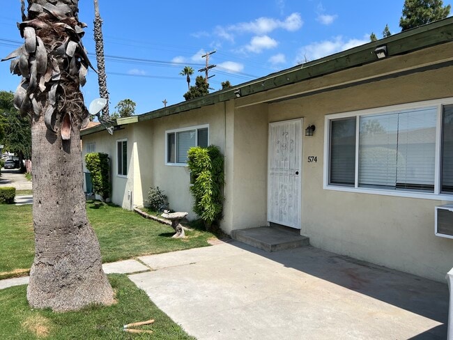 Primary Photo - 574 N Wilson Ave