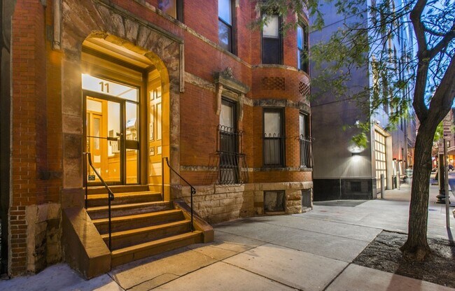 Building Photo - Minutes to Berklee, NEU & BU