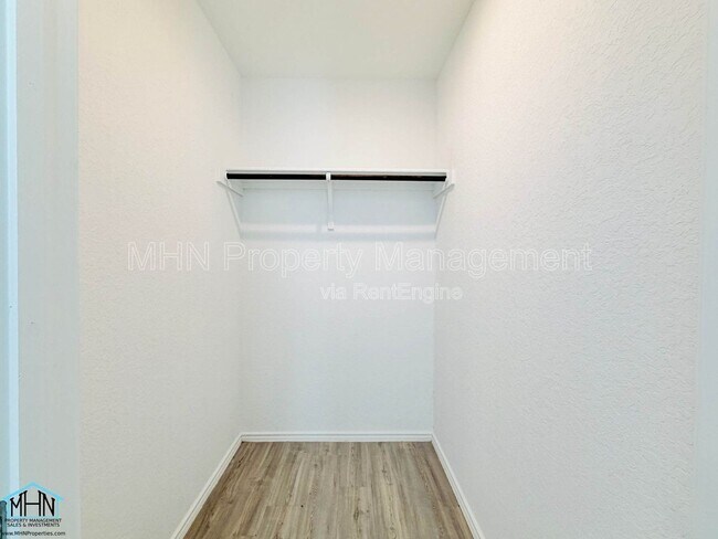 Building Photo - 10154 Asta Trl