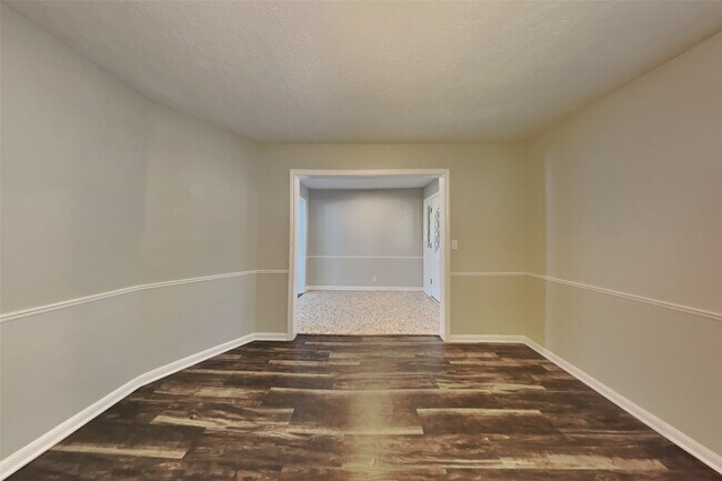 Building Photo - 20414 Laverton Dr