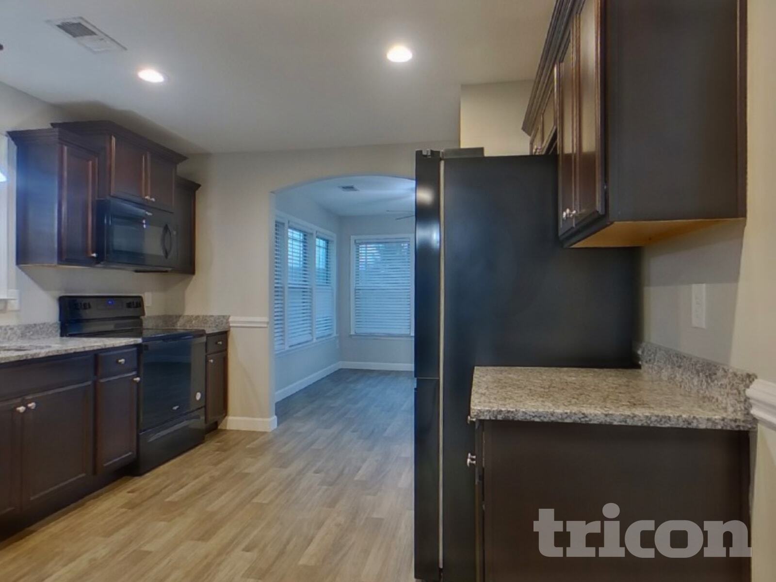 Building Photo - 801 Alley Ridge Dr