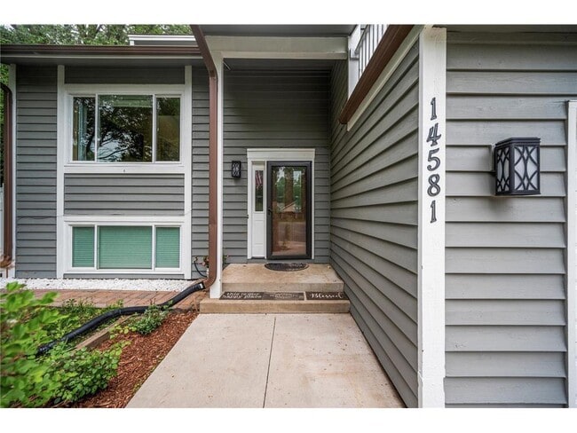 Building Photo - 14581 Natchez Cir