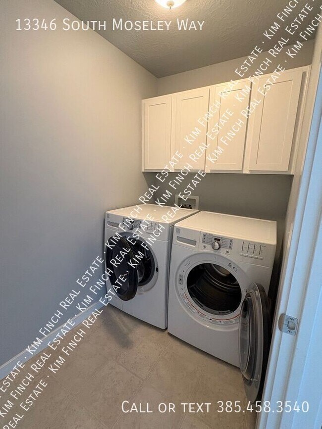 Building Photo - 13346 S Moseley Way