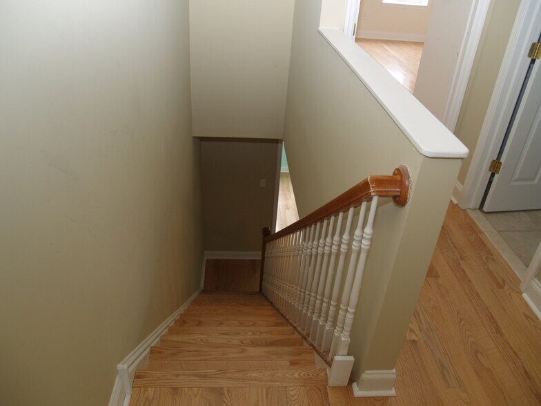 Building Photo - 1839 Christian St