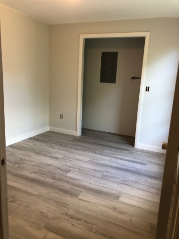 Building Photo - 52 Daniel Ave