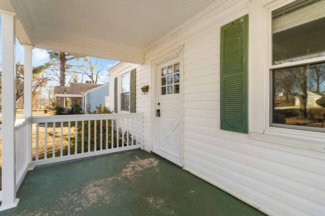 Building Photo - 138 Phifer Dr