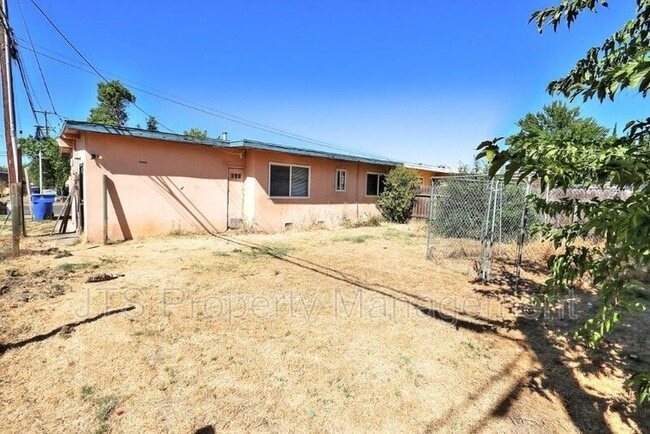 Building Photo - 2310 Kenworthy Way