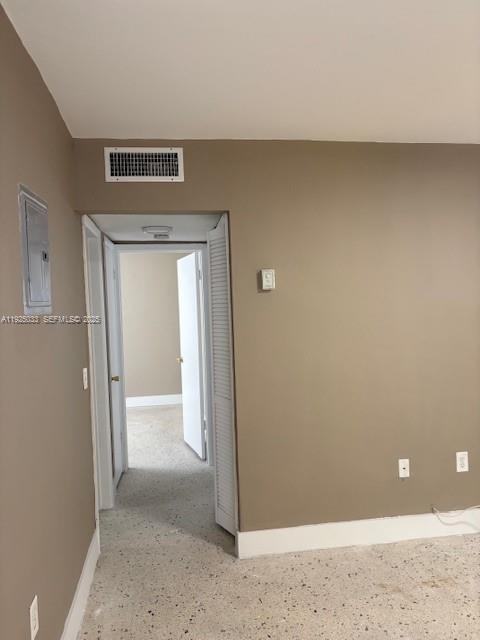 Building Photo - 828 SW 20th Ave